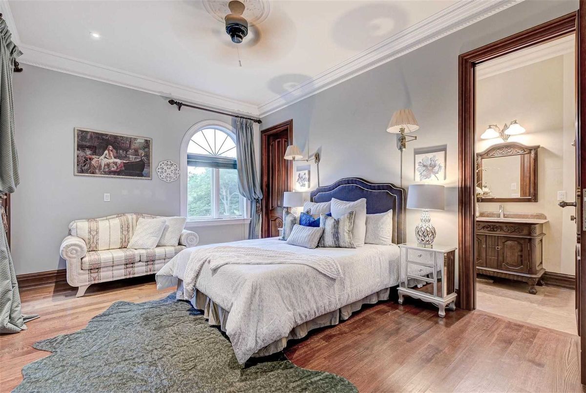 9 Post Road 9 Post Road Toronto C12