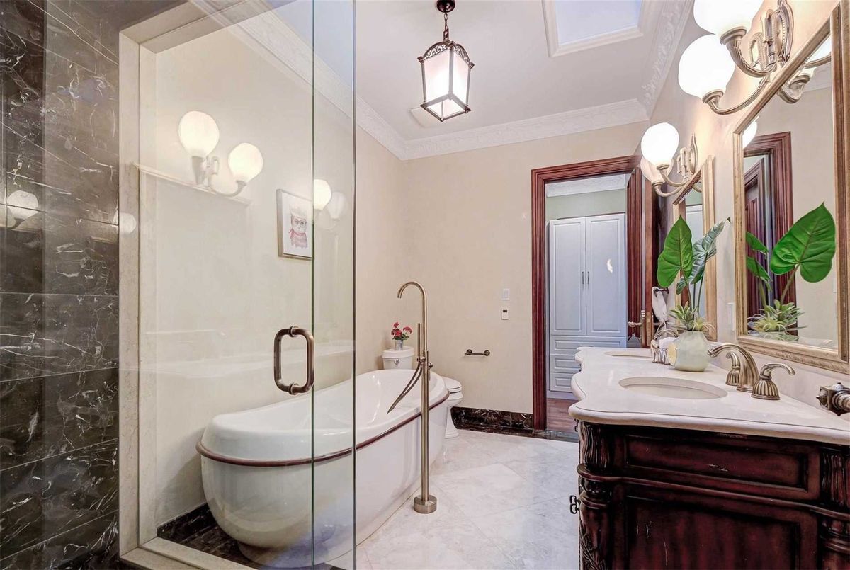 9 Post Road 9 Post Road Toronto C12