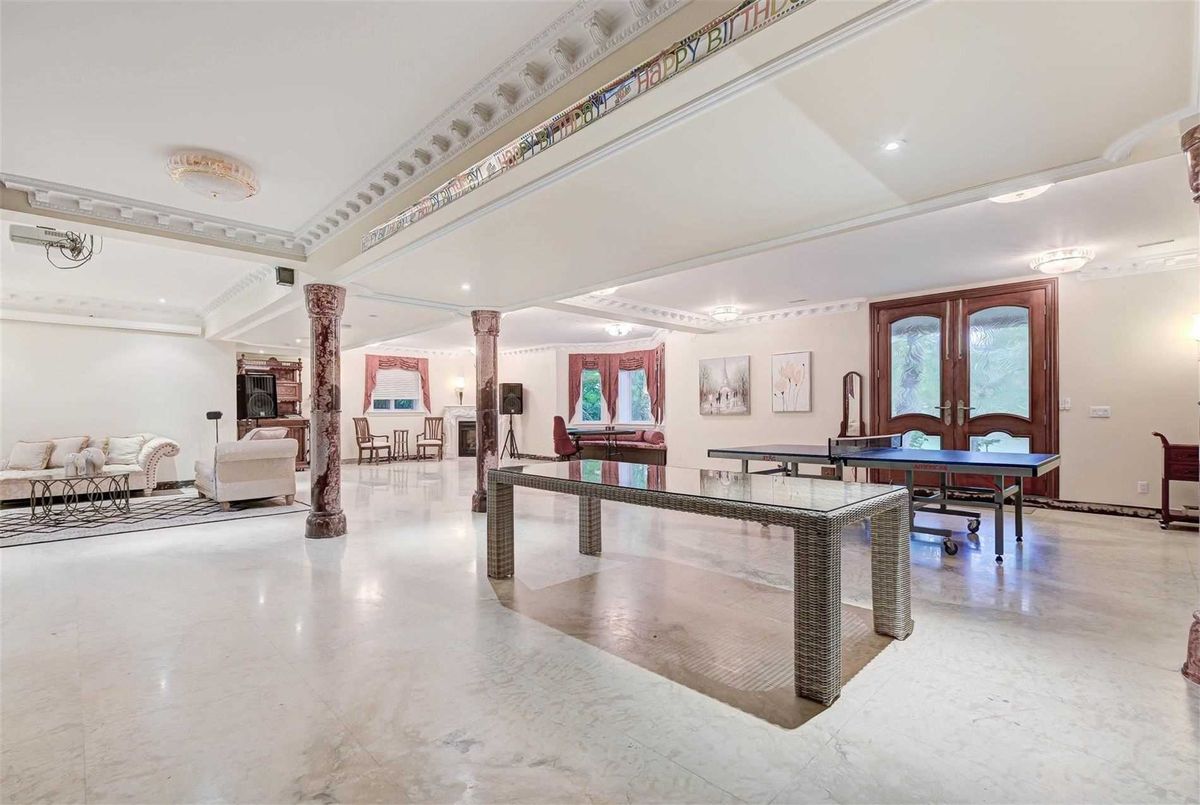 9 Post Road 9 Post Road Toronto C12