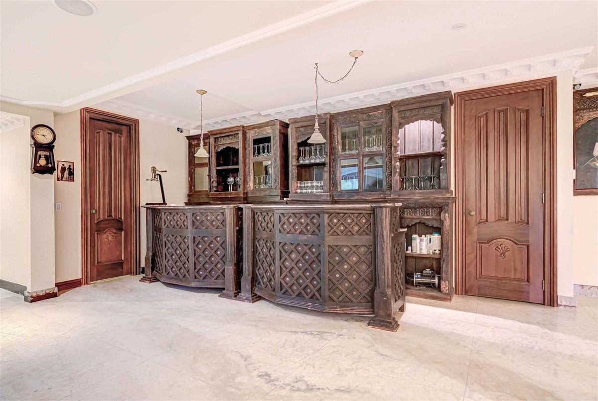 9 Post Road 9 Post Road Toronto C12