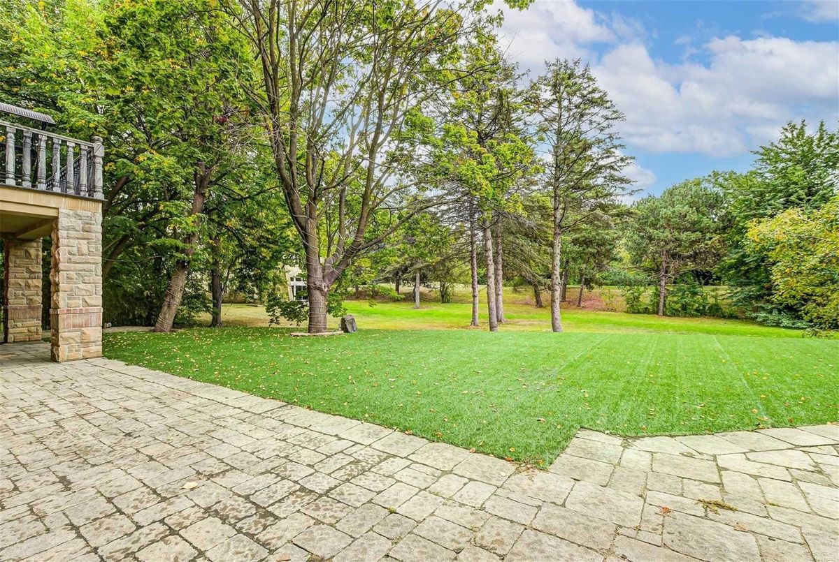 9 Post Road 9 Post Road Toronto C12