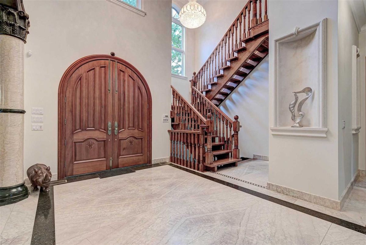 9 Post Road 9 Post Road Toronto C12