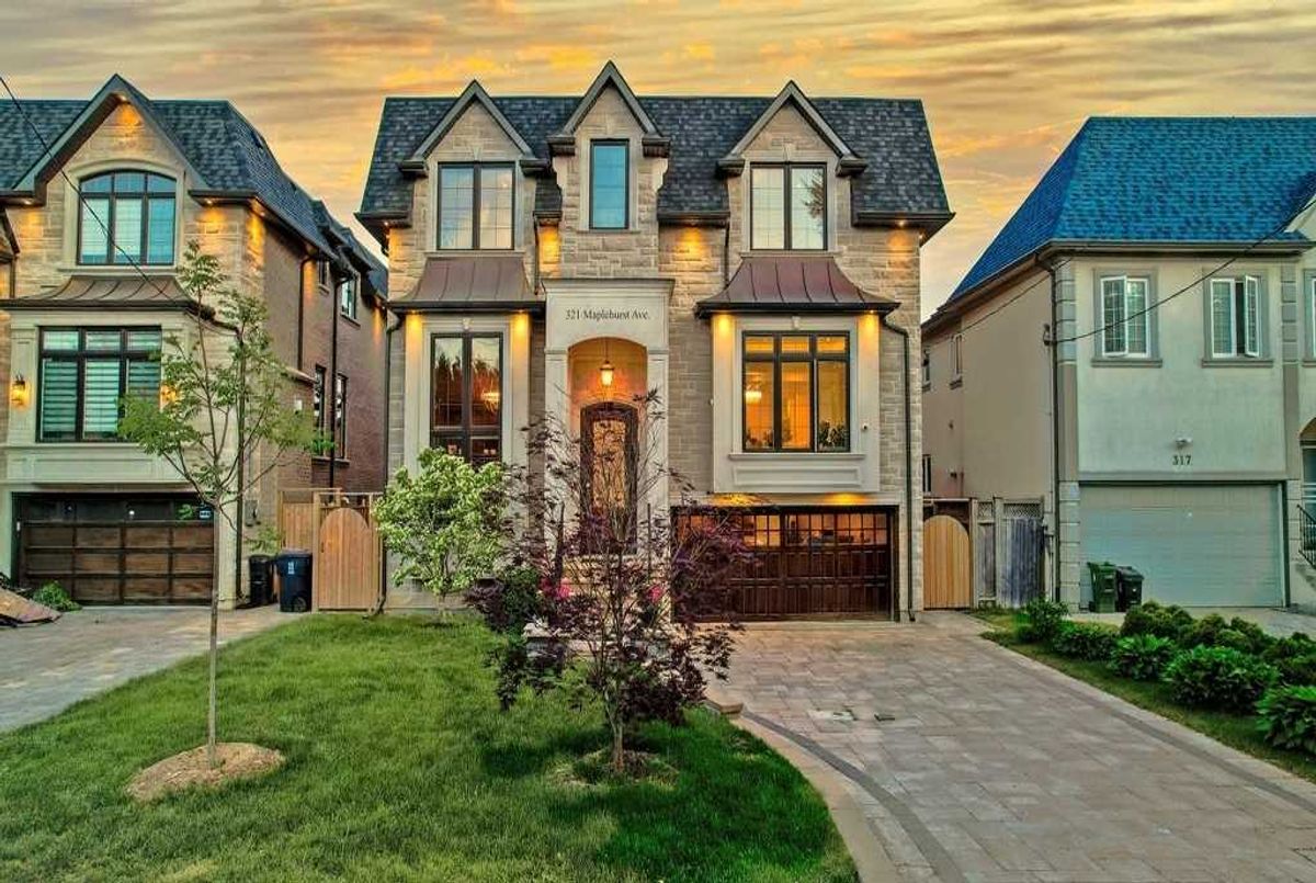 321 Maplehurst Ave 321 Maplehurst Ave Toronto