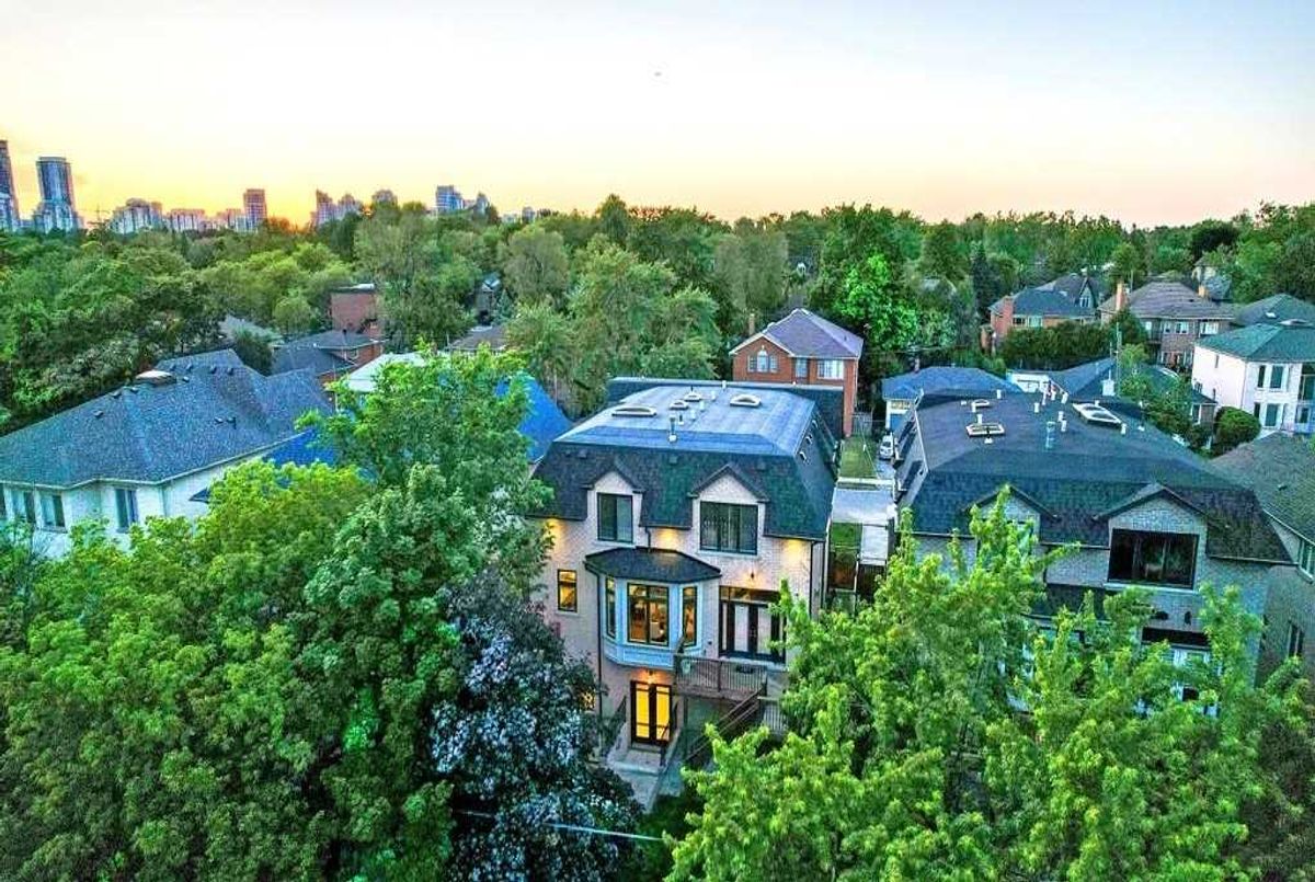 321 Maplehurst Ave 321 Maplehurst Ave Toronto