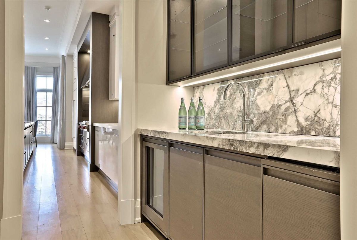 34 Stratheden Road 34 Stratheden Road Toronto C12