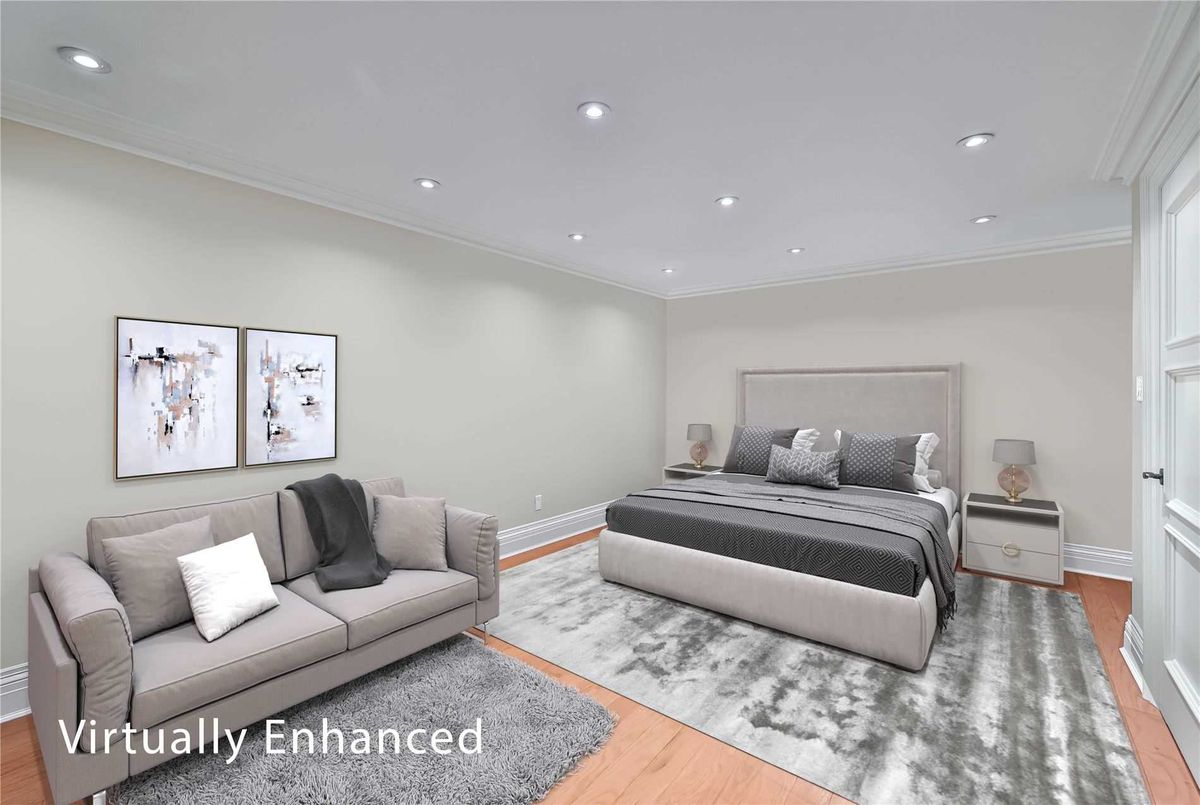 19 Forest Glen Crescent 19 Forest Glen Crescent Toronto C12