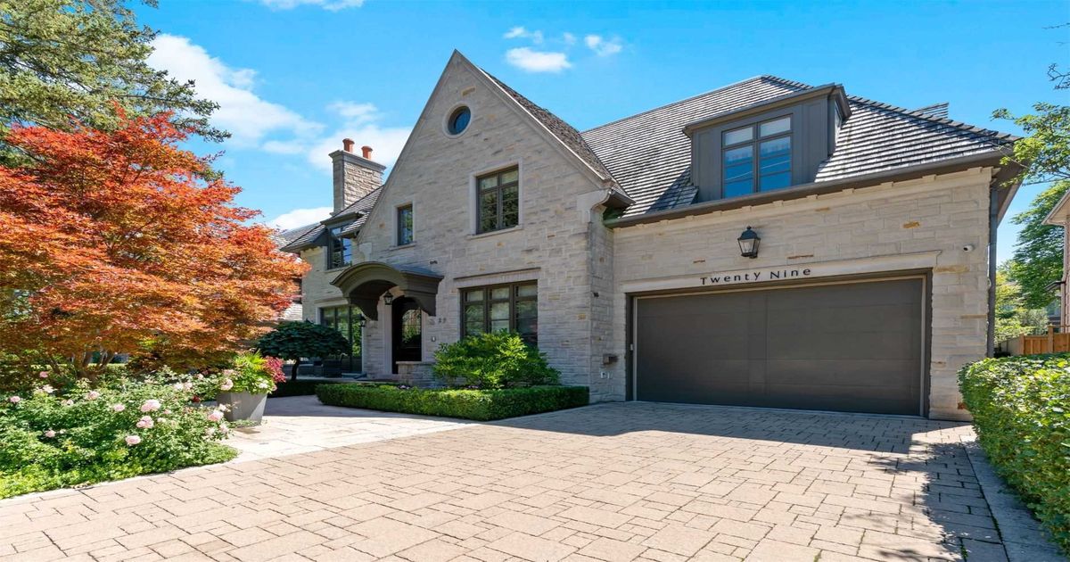 29 Bayview Wood Toronto