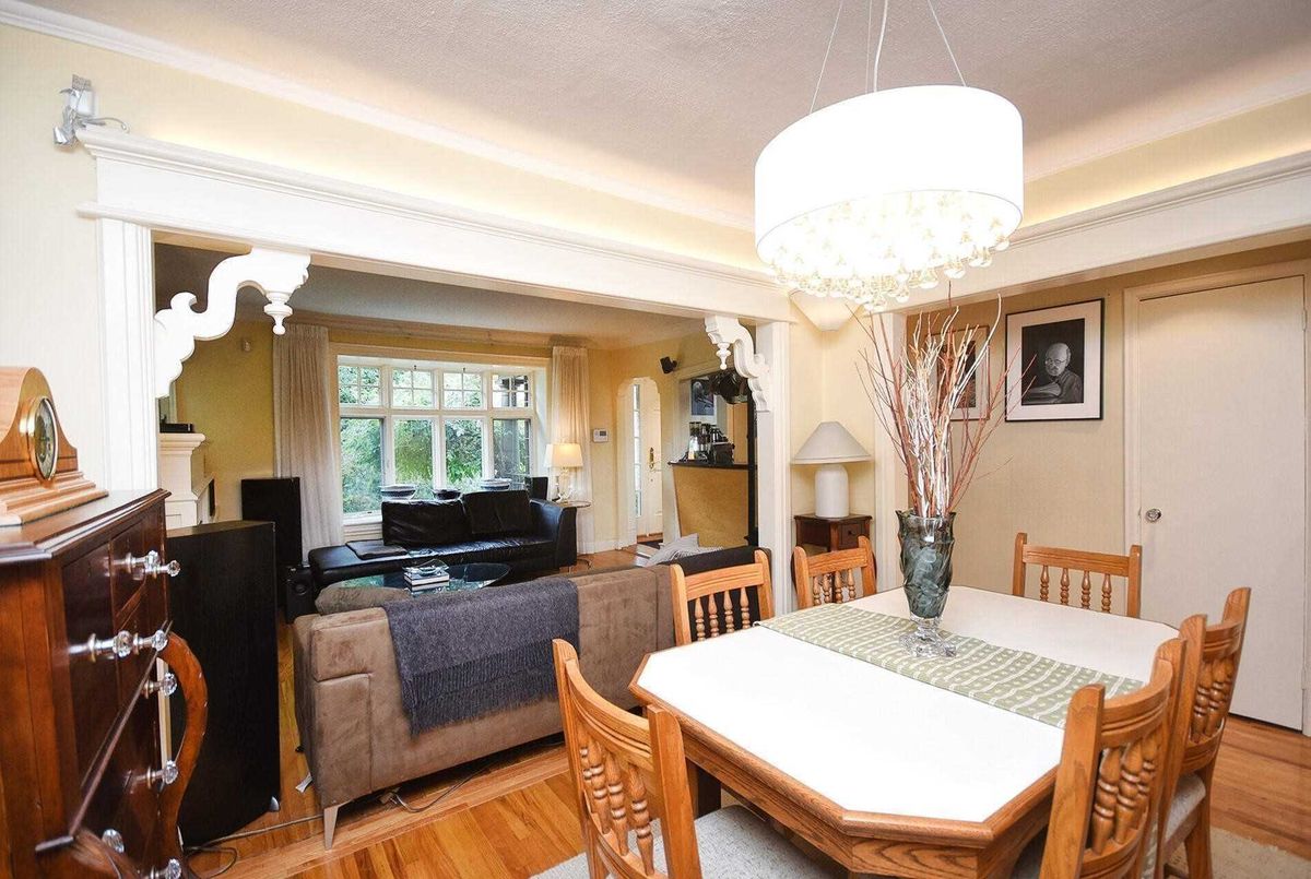 89 Avondale Avenue 89 Avondale Avenue Toronto C14