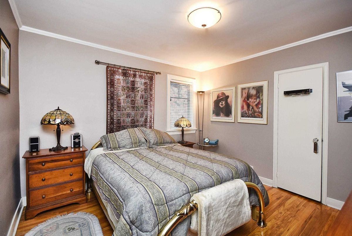 89 Avondale Avenue 89 Avondale Avenue Toronto C14