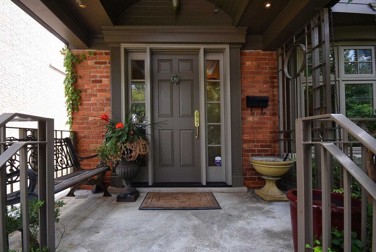 89 Avondale Avenue 89 Avondale Avenue Toronto C14