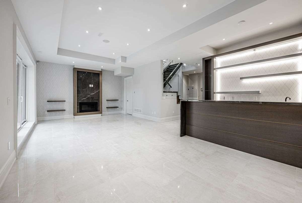 img-gallery