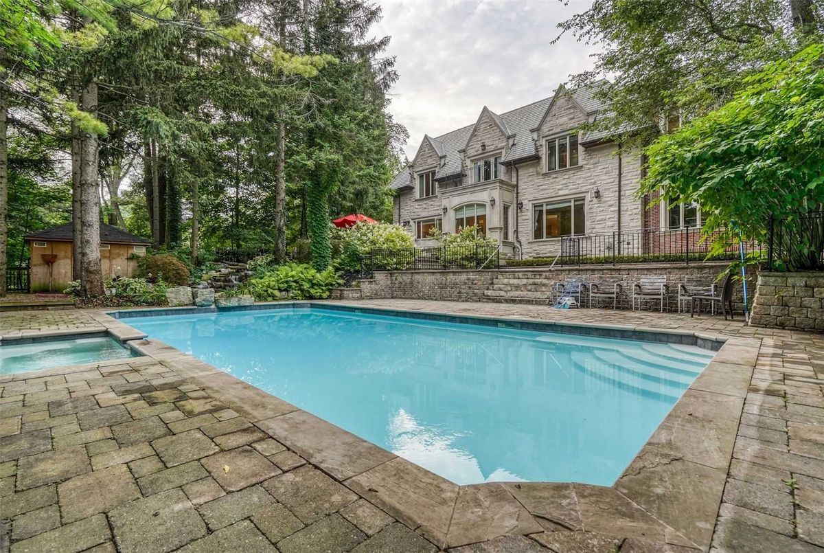 49 Plymbridge Rd 49 Plymbridge Rd Toronto