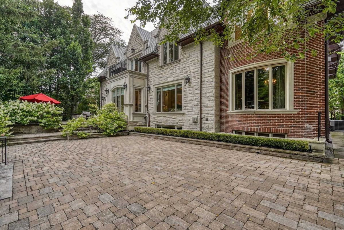 49 Plymbridge Rd 49 Plymbridge Rd Toronto