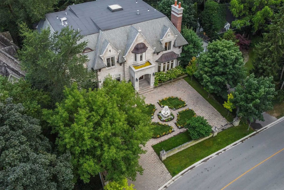 49 Plymbridge Rd 49 Plymbridge Rd Toronto