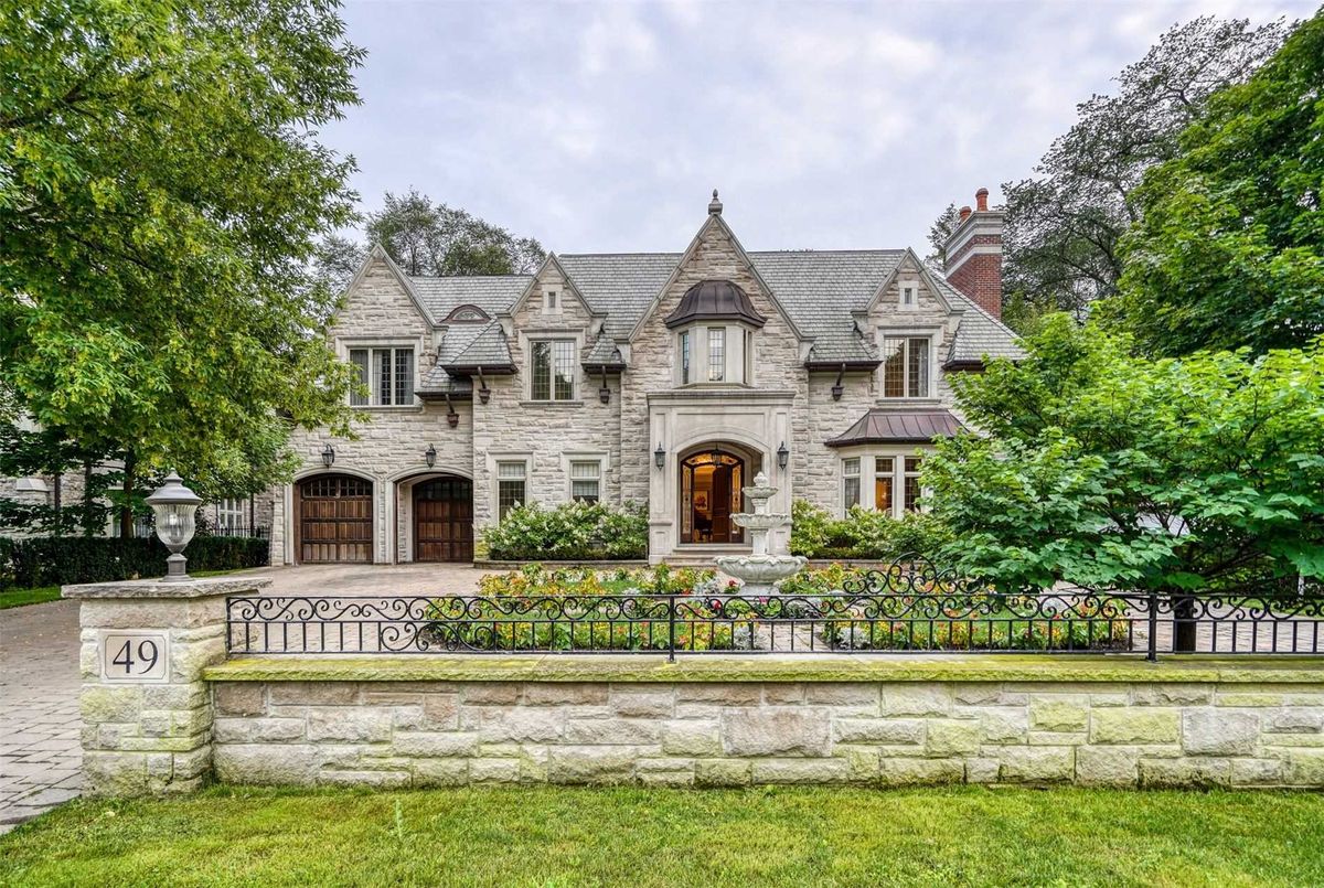 49 Plymbridge Rd 49 Plymbridge Rd Toronto
