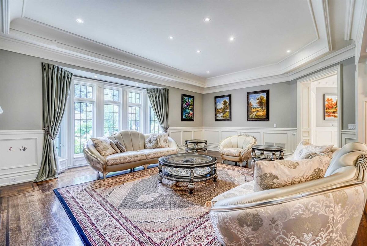 49 Plymbridge Rd 49 Plymbridge Rd Toronto