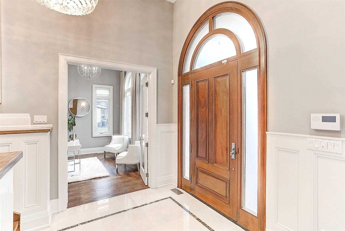 180 Greenfield Avenue 180 Greenfield Avenue Toronto C14