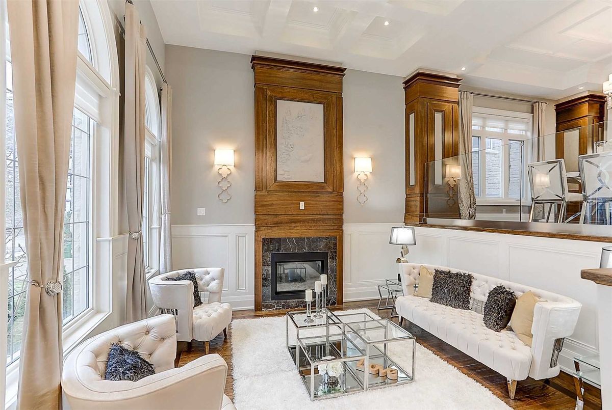 180 Greenfield Avenue 180 Greenfield Avenue Toronto C14