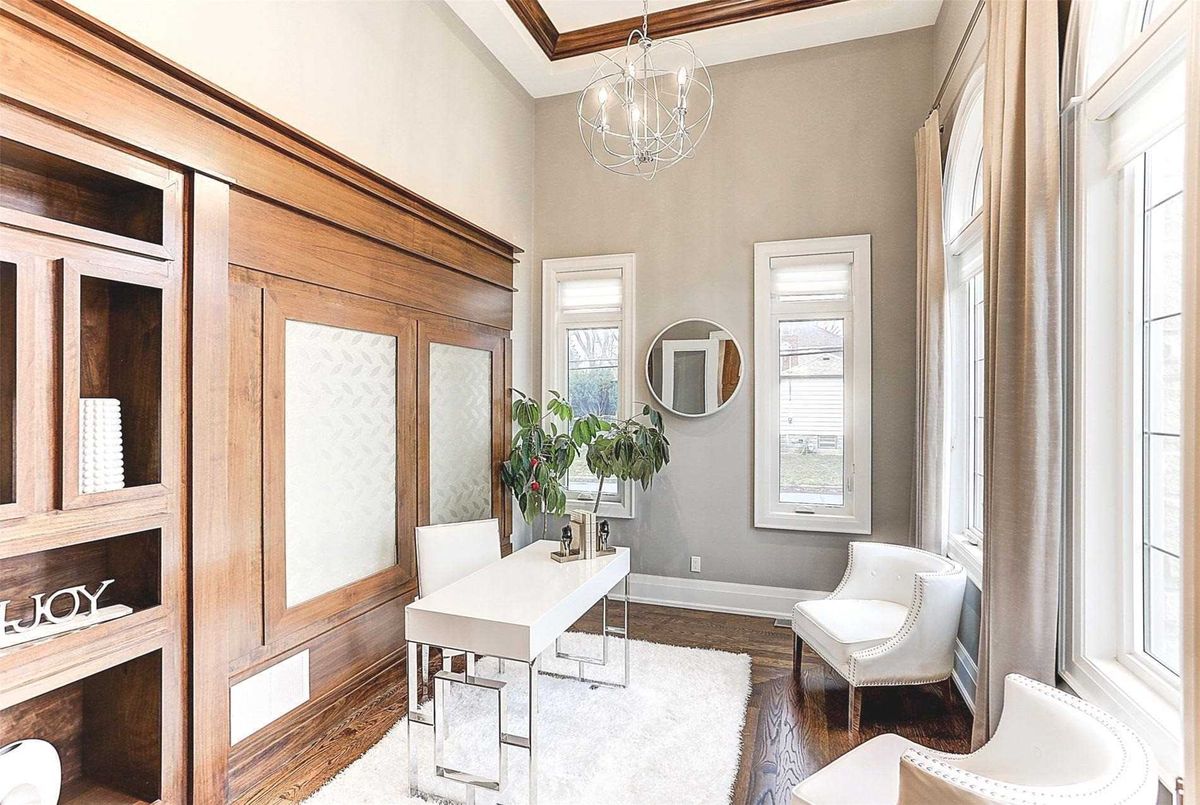 180 Greenfield Avenue 180 Greenfield Avenue Toronto C14