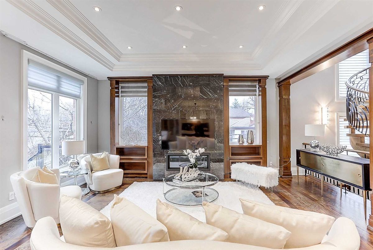 180 Greenfield Avenue 180 Greenfield Avenue Toronto C14