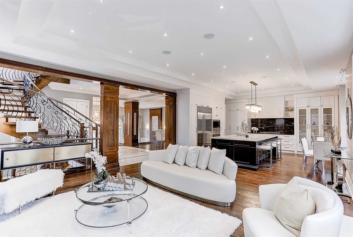 180 Greenfield Avenue 180 Greenfield Avenue Toronto C14