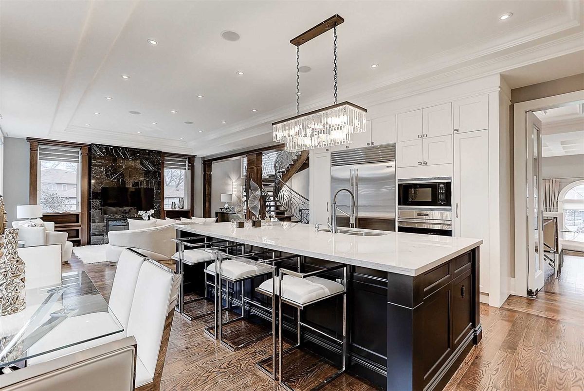 180 Greenfield Avenue 180 Greenfield Avenue Toronto C14