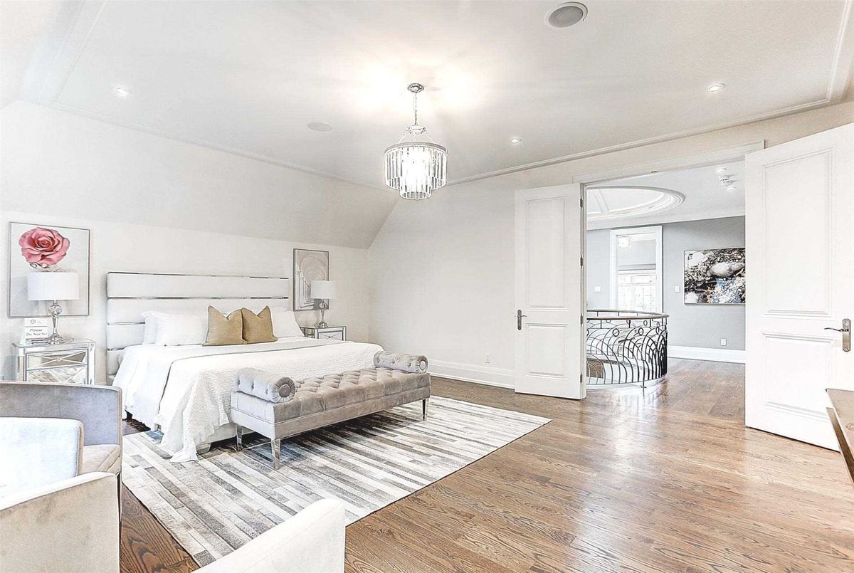 180 Greenfield Avenue 180 Greenfield Avenue Toronto C14