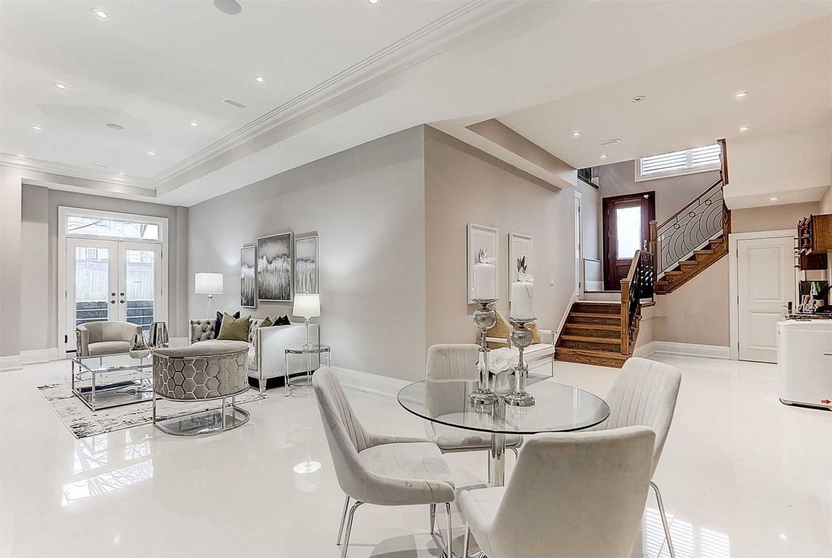 180 Greenfield Avenue 180 Greenfield Avenue Toronto C14