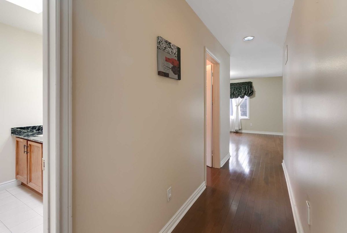 194 Holmes Avenue 194 Holmes Avenue Toronto C14