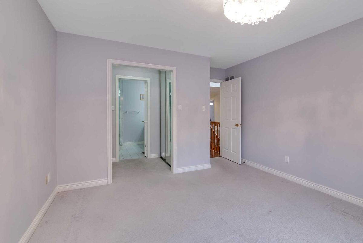 194 Holmes Avenue 194 Holmes Avenue Toronto C14