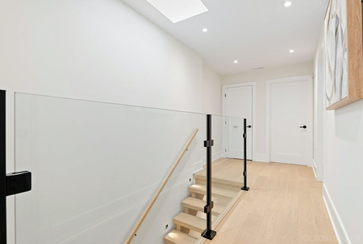 img-gallery