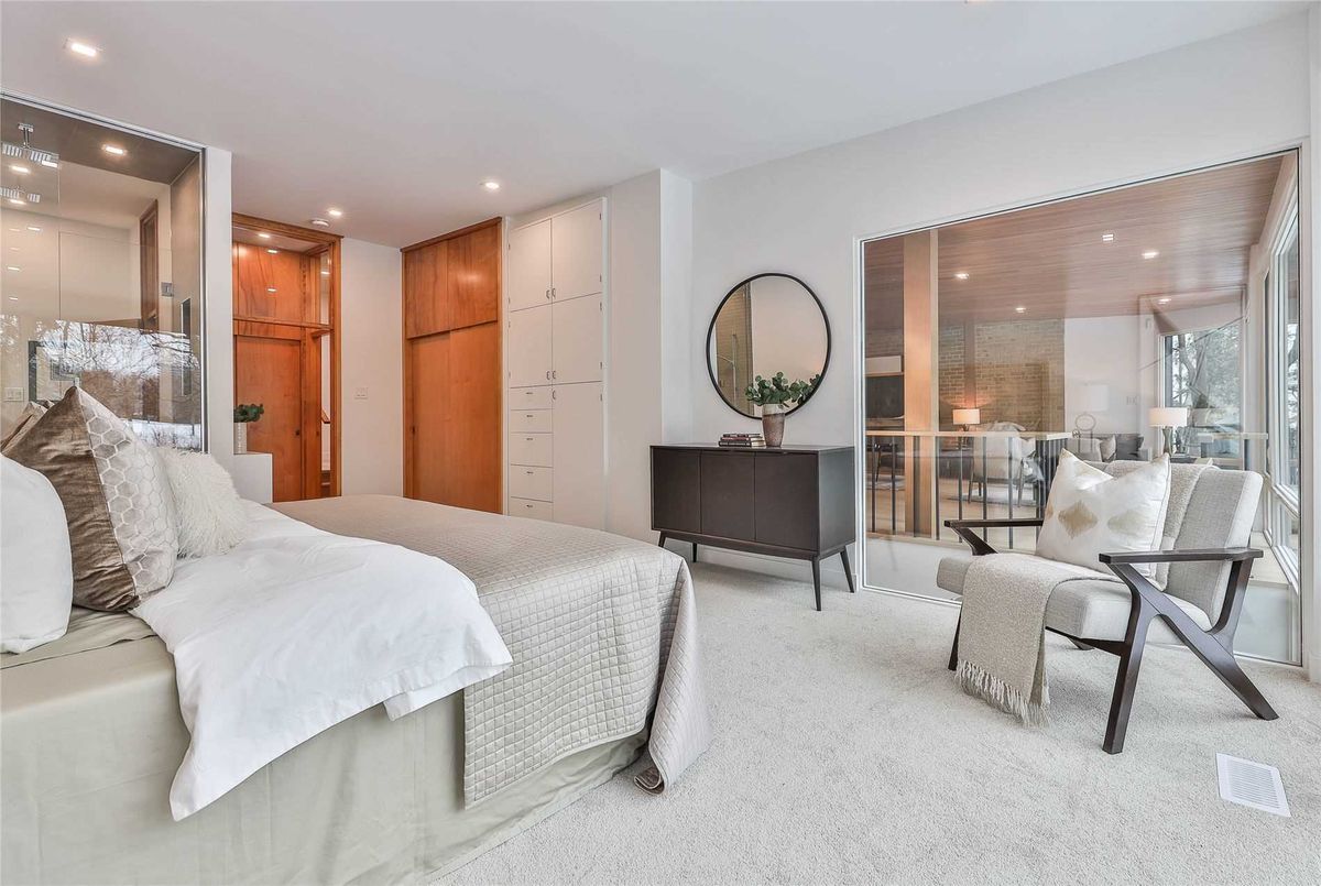 15 Citation Drive 15 Citation Drive Toronto C15