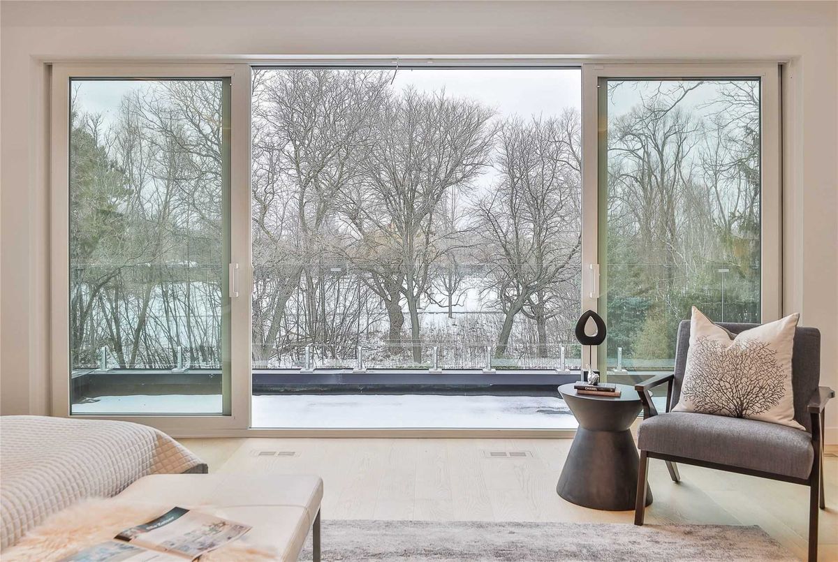 15 Citation Drive 15 Citation Drive Toronto C15