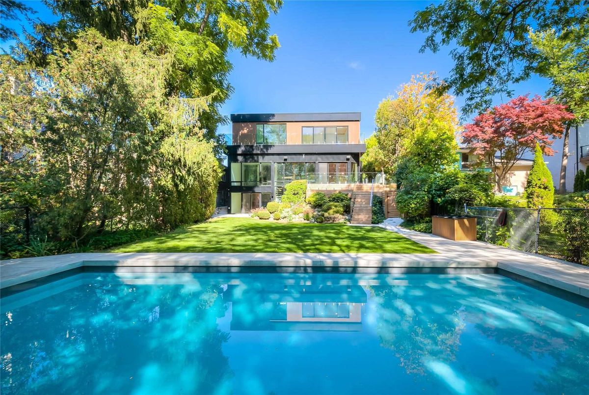 15 Citation Drive 15 Citation Drive Toronto C15