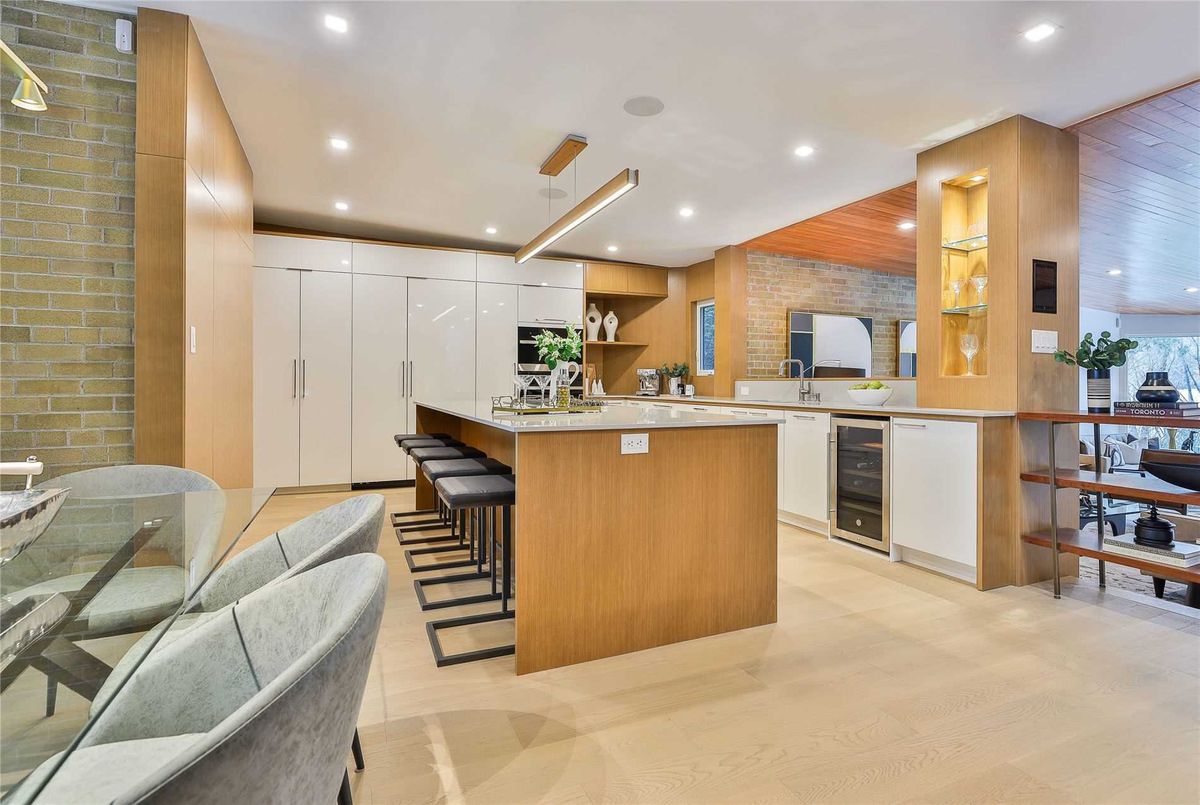 15 Citation Drive 15 Citation Drive Toronto C15