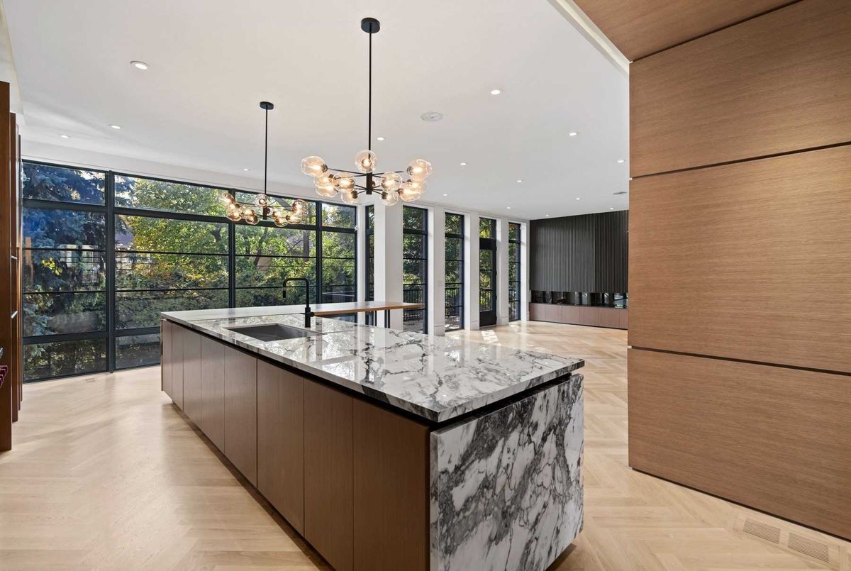 217 Kingsdale Avenue 217 Kingsdale Avenue Toronto C14