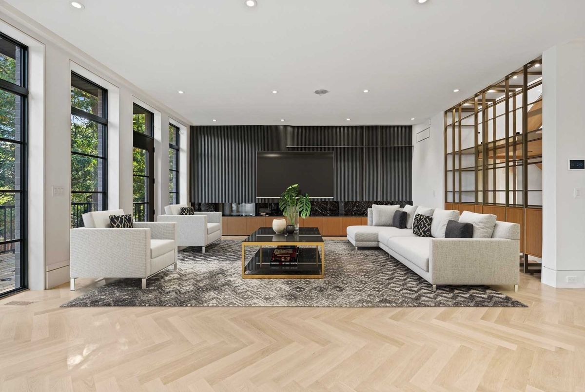 217 Kingsdale Avenue 217 Kingsdale Avenue Toronto C14