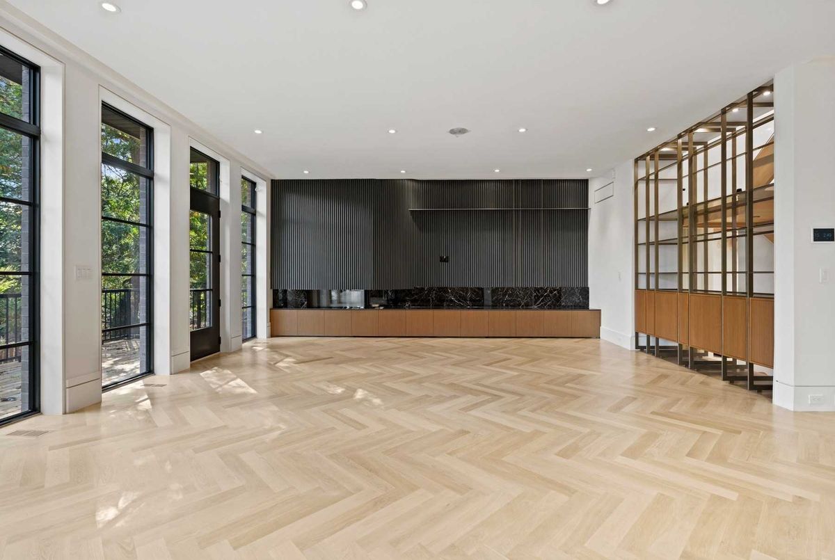 217 Kingsdale Avenue 217 Kingsdale Avenue Toronto C14