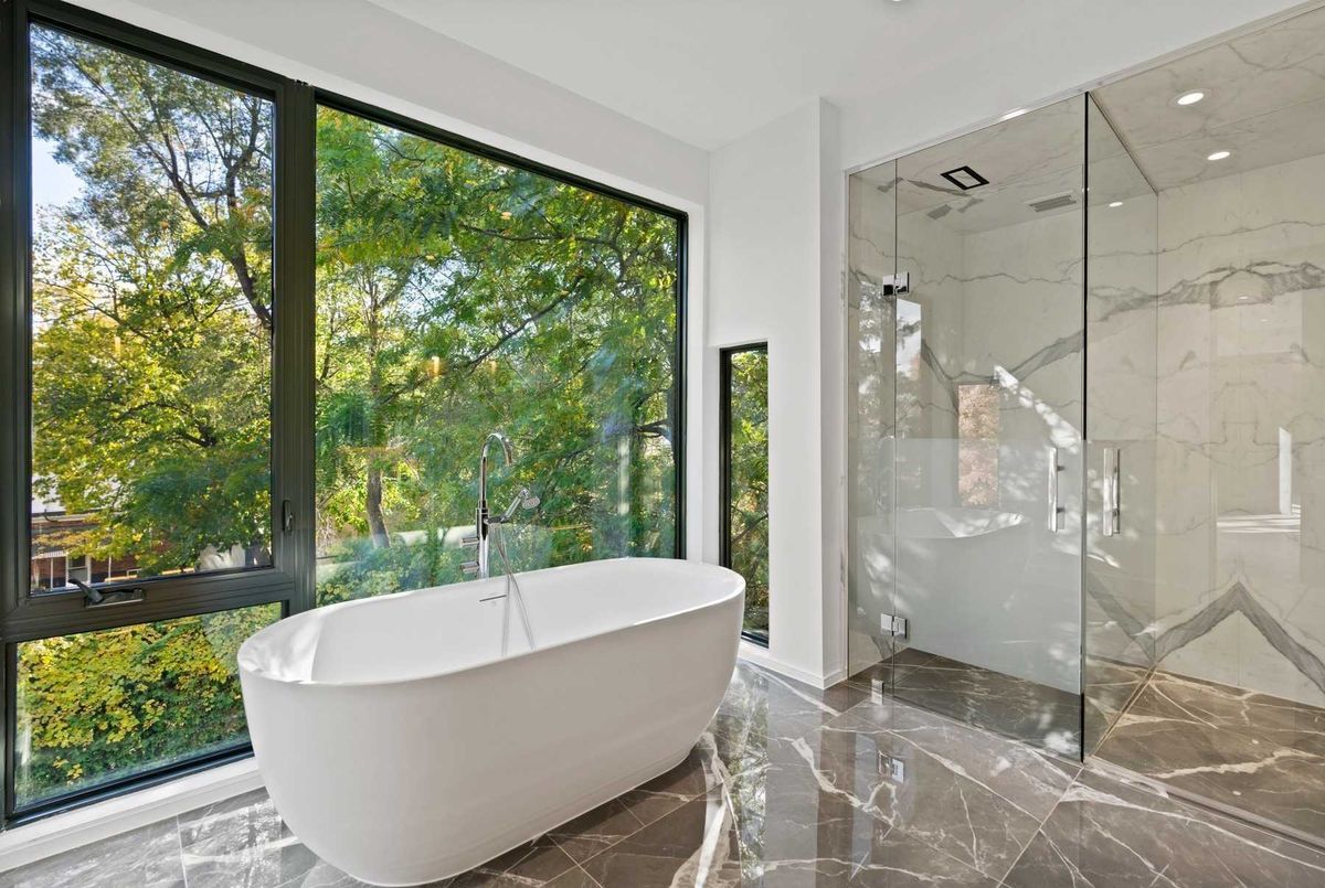 217 Kingsdale Avenue 217 Kingsdale Avenue Toronto C14