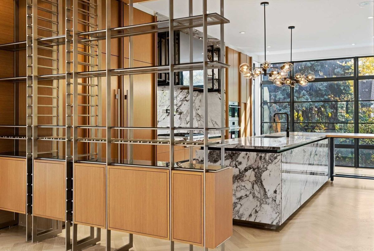 217 Kingsdale Avenue 217 Kingsdale Avenue Toronto C14