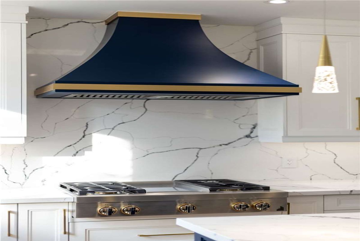 1566 Mount Pleasant Road 1566 Mount Pleasant Road Toronto C04