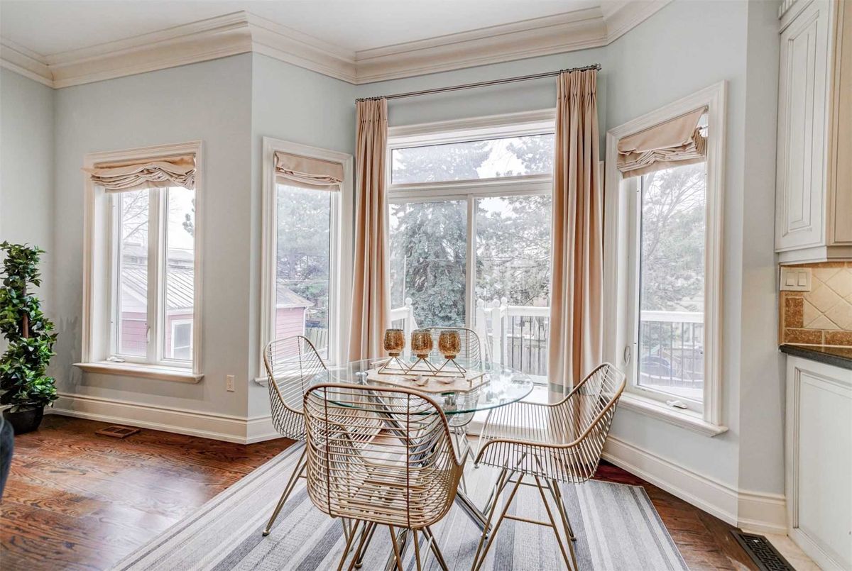 111 Alfred Ave 111 Alfred Ave Toronto