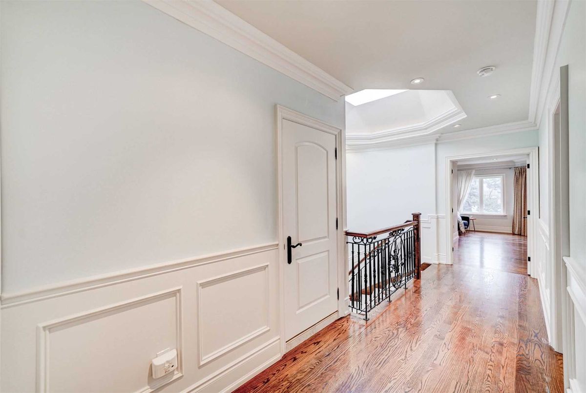 111 Alfred Ave 111 Alfred Ave Toronto