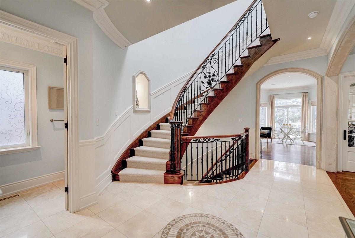 111 Alfred Ave 111 Alfred Ave Toronto