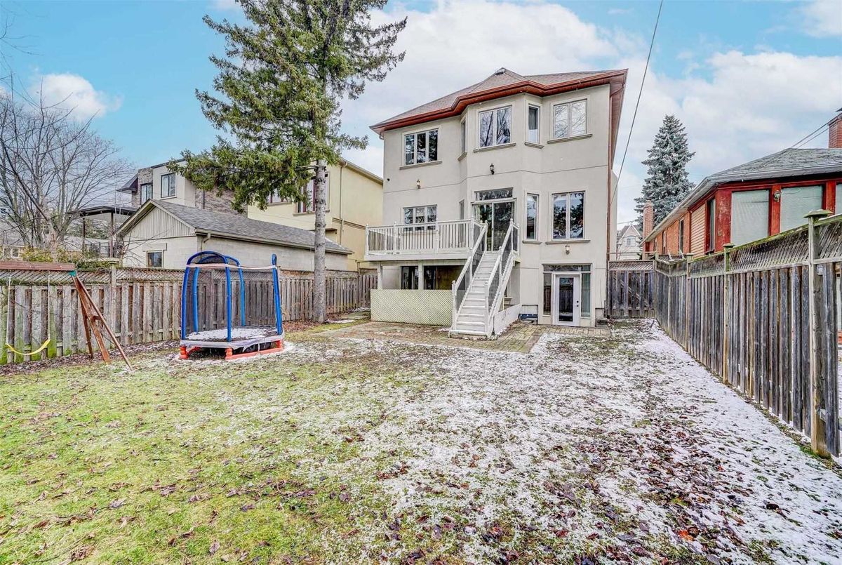 111 Alfred Ave 111 Alfred Ave Toronto