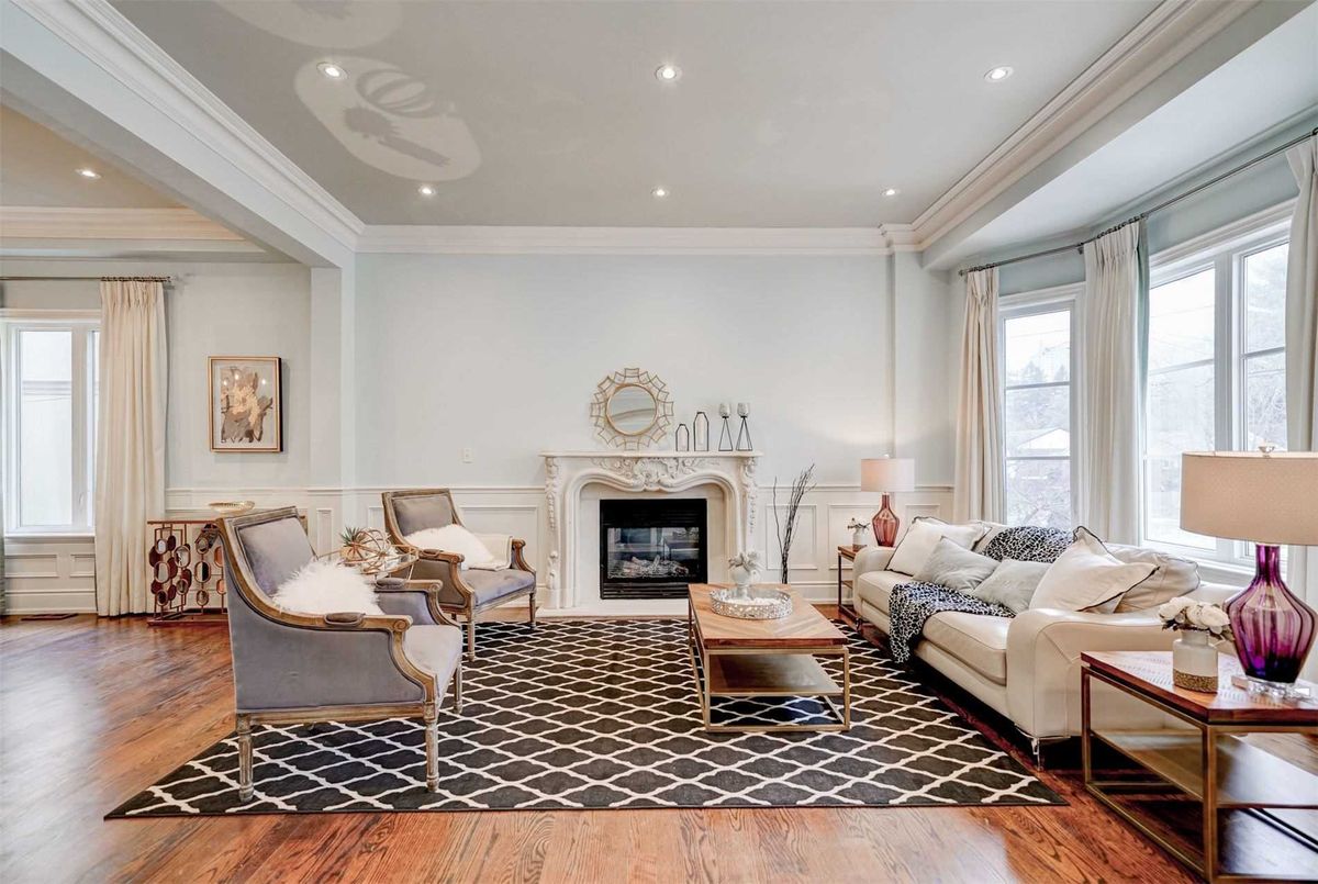 111 Alfred Ave 111 Alfred Ave Toronto
