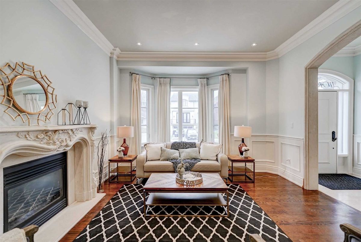 111 Alfred Ave 111 Alfred Ave Toronto