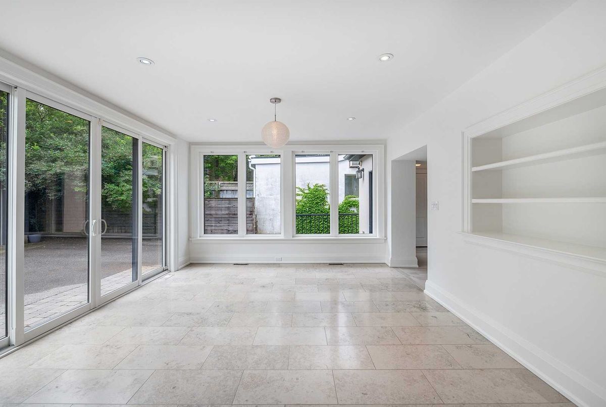 373 Glengrove Avenue W 373 Glengrove Avenue W Toronto C04