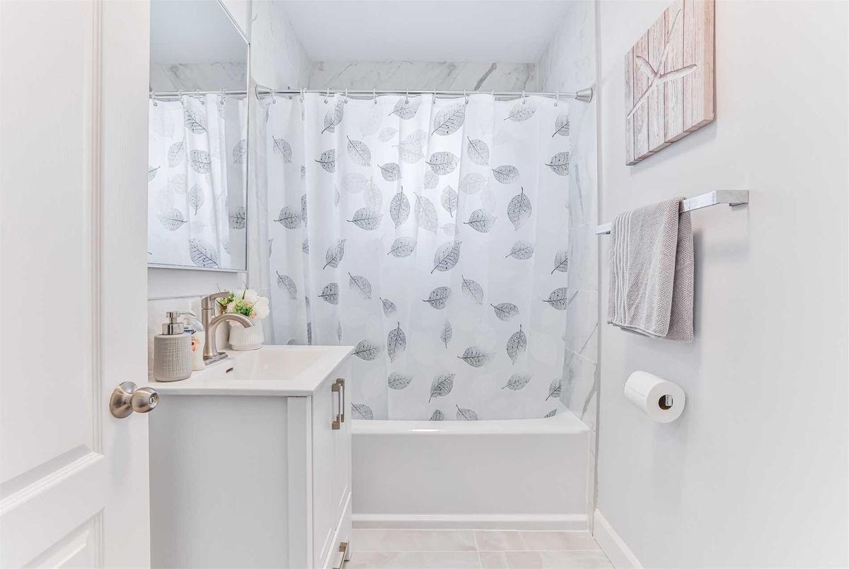 184 Finch Avenue E 184 Finch Avenue E Toronto C14