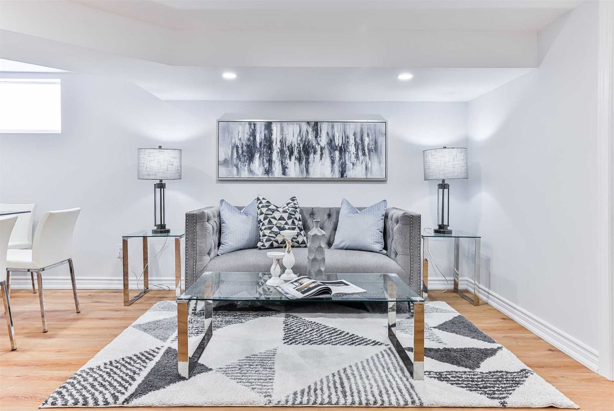 184 Finch Avenue E 184 Finch Avenue E Toronto C14